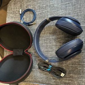 Beats Studio 3 Wireless Headphones - Navy Blue